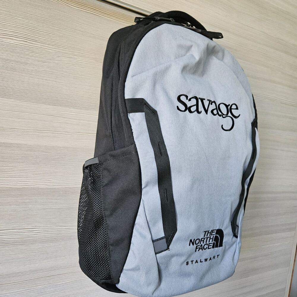 The North Face Stalwart Savage Logo Backpack Gray & Black 26L‎ 15" Laptop Bag - Picture 3 of 16